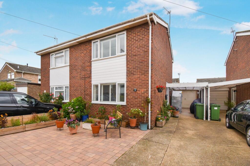 Main image of property: Simmer Piece, Fenstanton, PE28