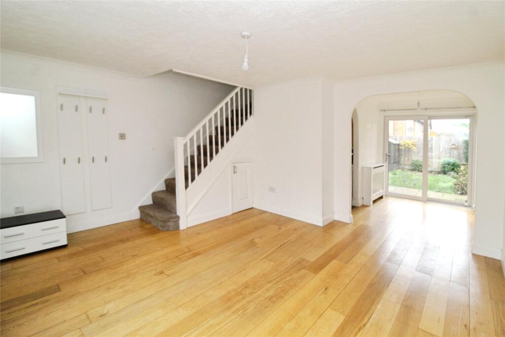 Main image of property: Lomond Gardens, South Croydon, CR2