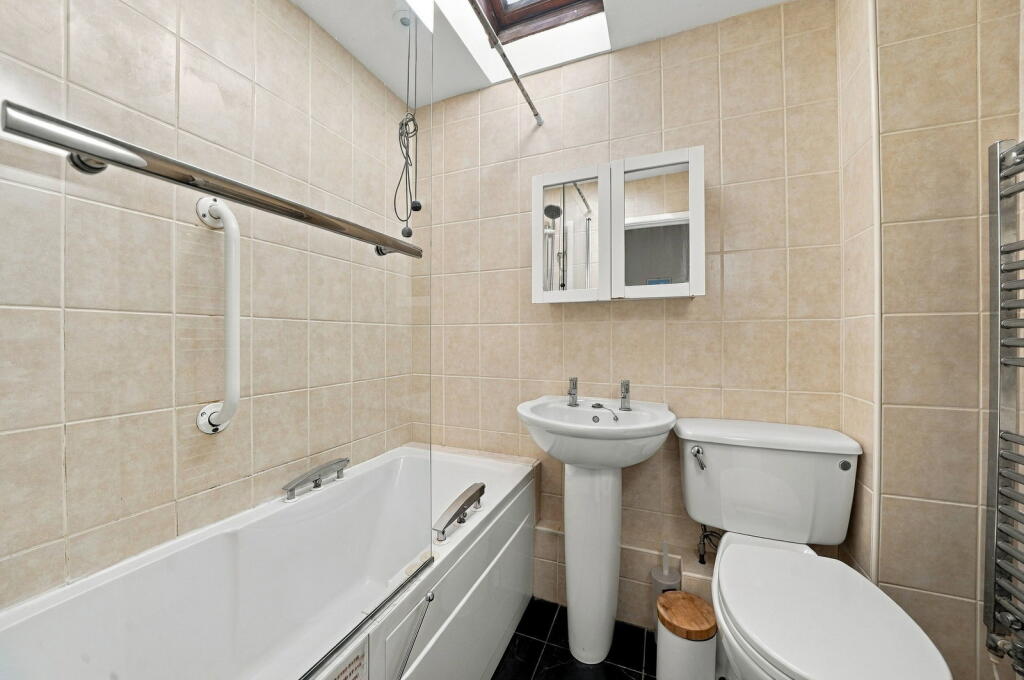 House in South Hams, Malborough - More