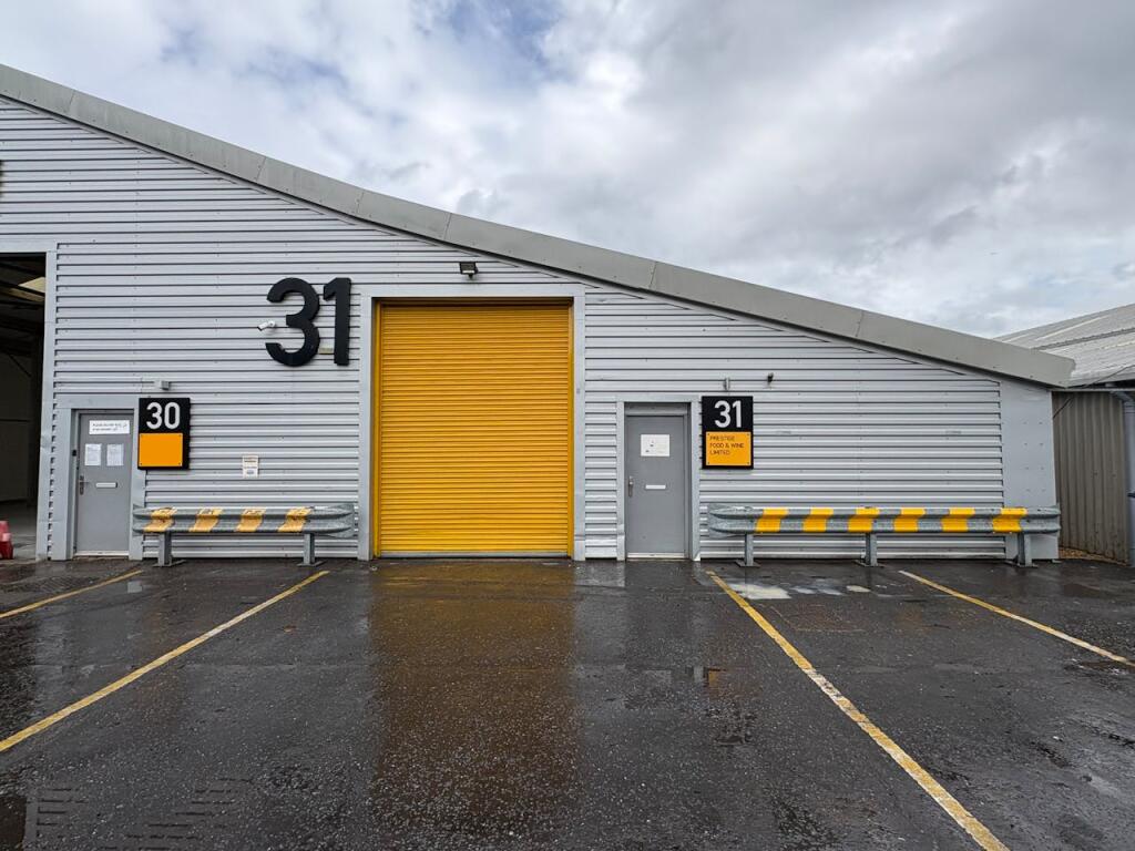 Main image of property: Unit 31, Phoenix Distribution Park, Phoenix Way, Hounslow, TW5 9NB