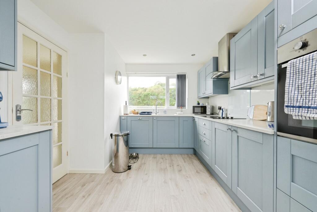 House in Plymouth - View 4