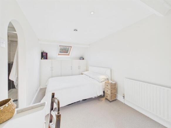 Top Floor Living Acc