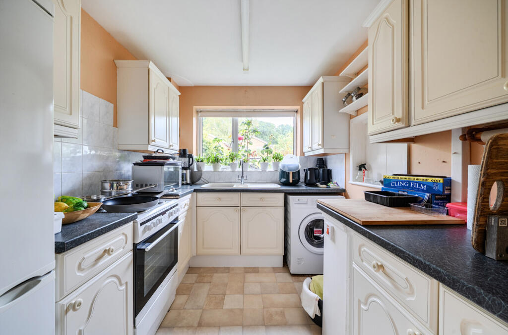 Apartment in Southampton - View 2