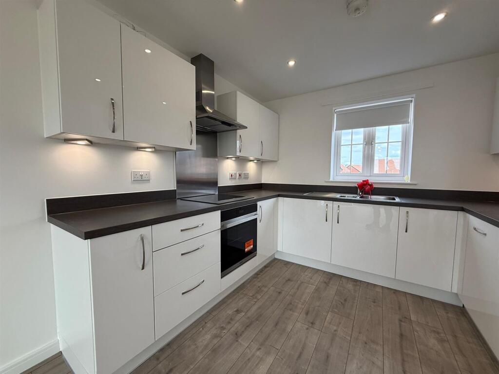 Apartment in Nottingham - View 3