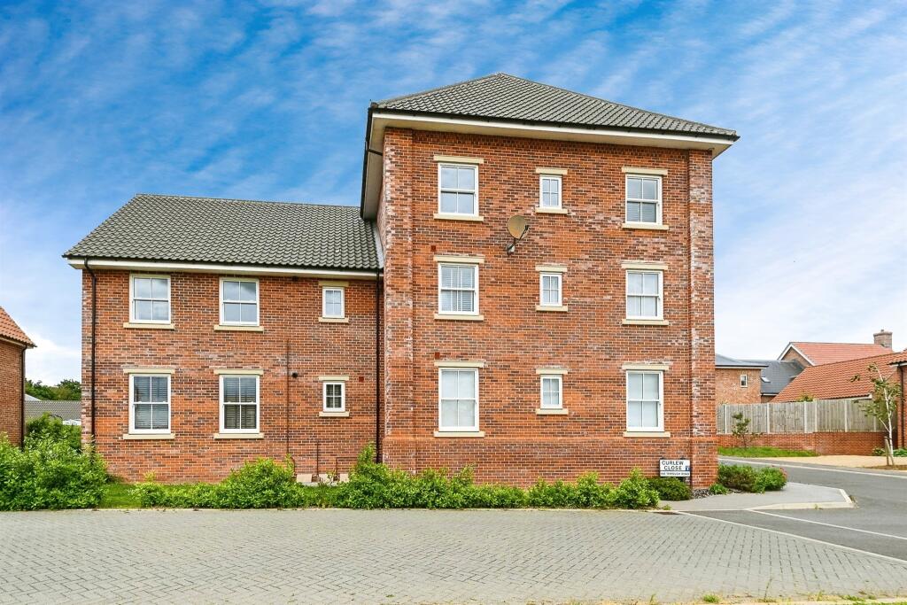 Main image of property: Curlew Close, Hunstanton