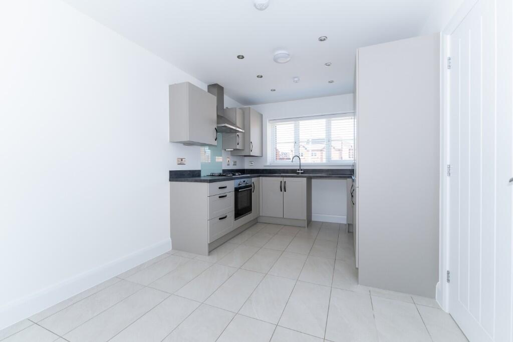 Shrewsbury Road,
Oswestry,
SY11 4QB photo 3