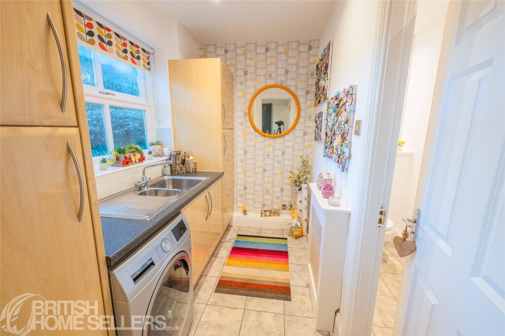 8 Dorset Road photo 5