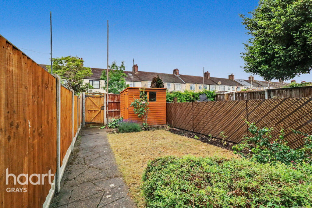 Castle Road, Grays RM17 - View 6