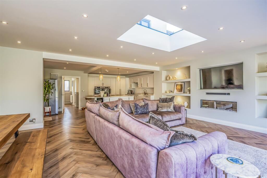 House in Portsmouth - View 4