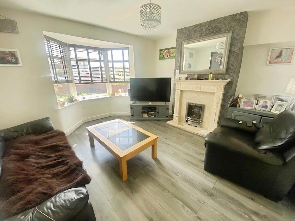 Lorenzo Drive, Norris Green, Liverpool, L11 - View 2
