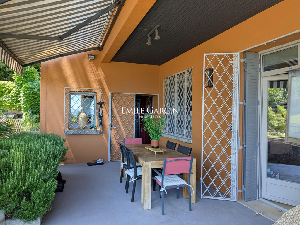 Main image of property: Provence-Alps-Cote d`Azur, Vaucluse, Avignon