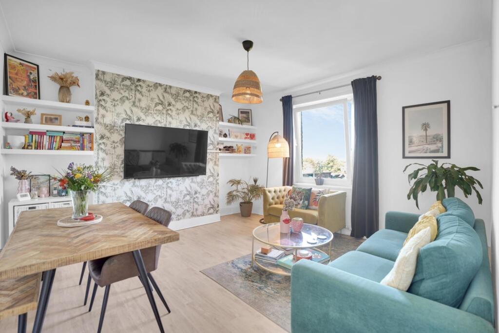 Main image of property: Ravensbourne Park, Catford, London, SE6
