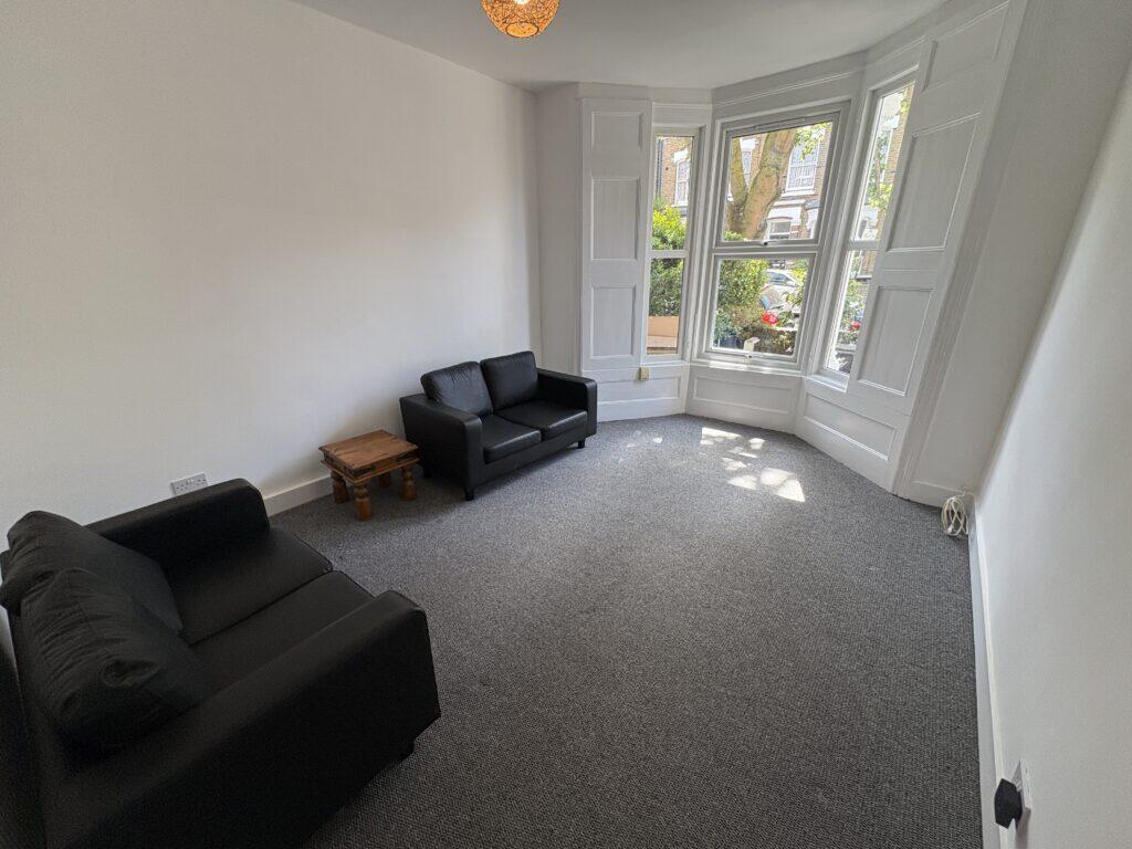 Main image of property: 1 Bedroom Ground Floor Garden Flat – Evershot Road, Finsbury Park, London N4