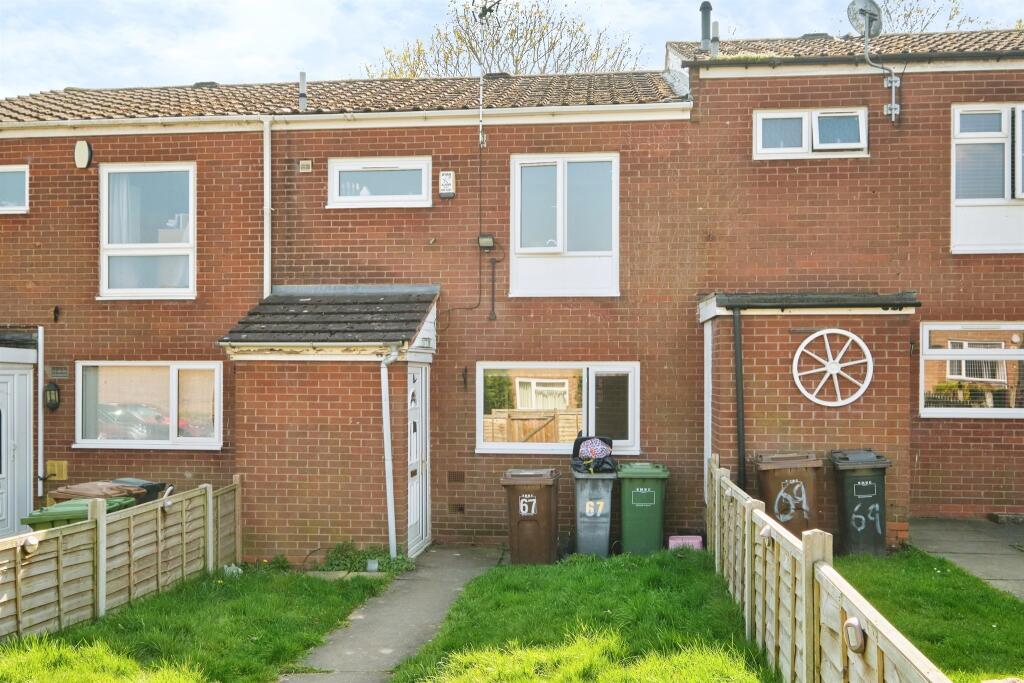 3-bed terraced on Alvis Walk, Birmingham, £160,000