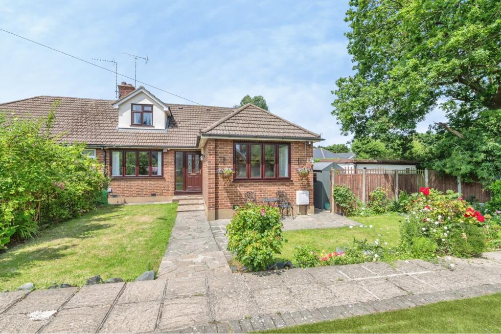 Main image of property: Pear Trees, Brentwood, CM13