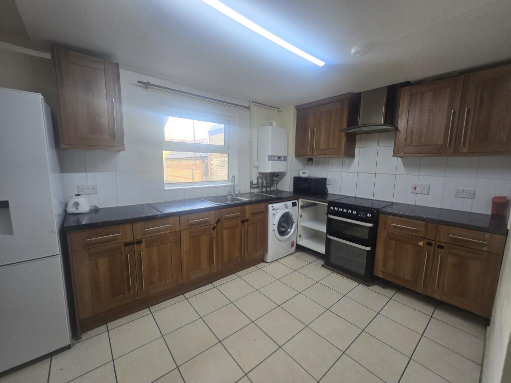 House in London - View 4