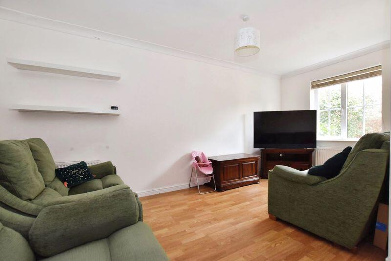 House in Salisbury, Laverstock - More