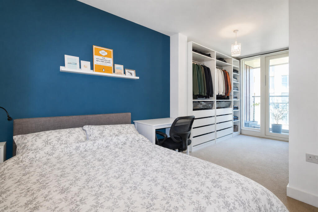 Apartment in London - View 4