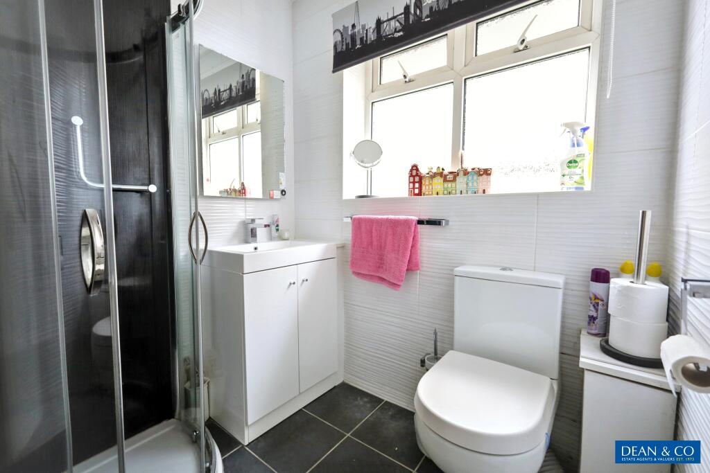 House in Hove, Brighton and Hove - View 4