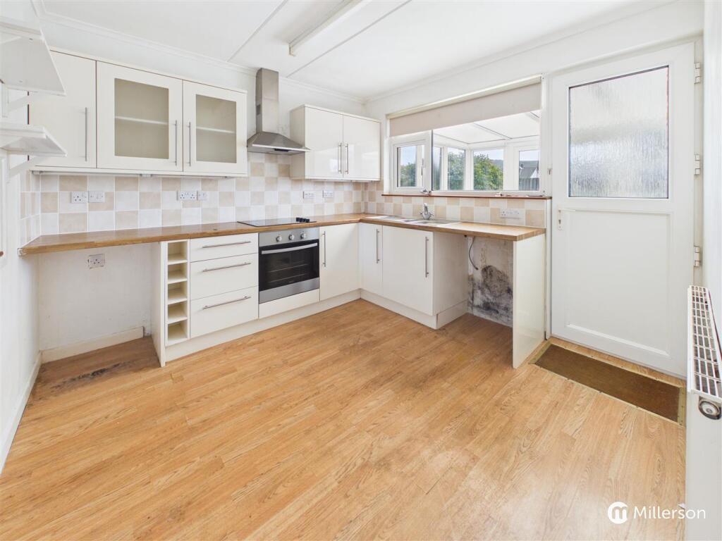 House in Truro, Carn Brea - View 5