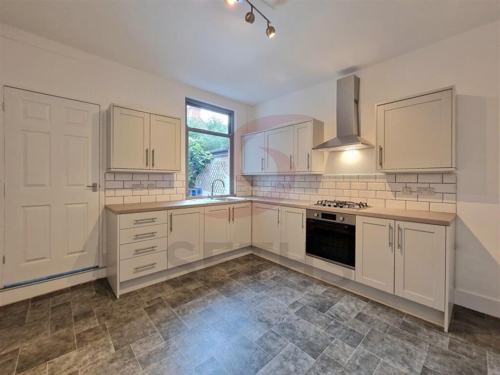 House in Leicester, West End - View 2