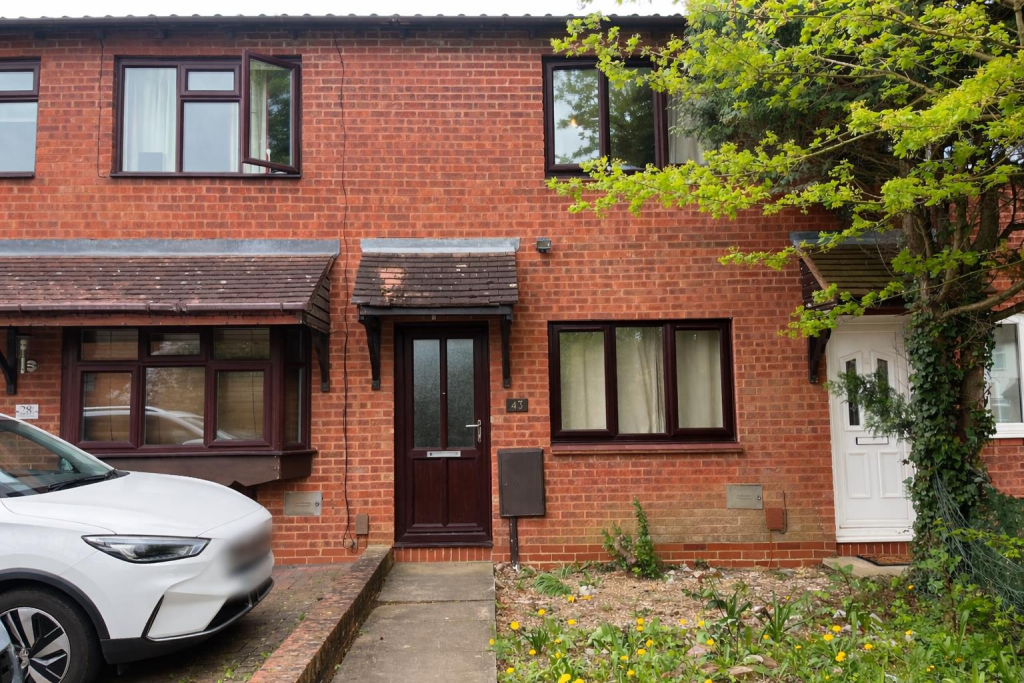 Main image of property: Simonsbath, Furzton, Milton Keynes