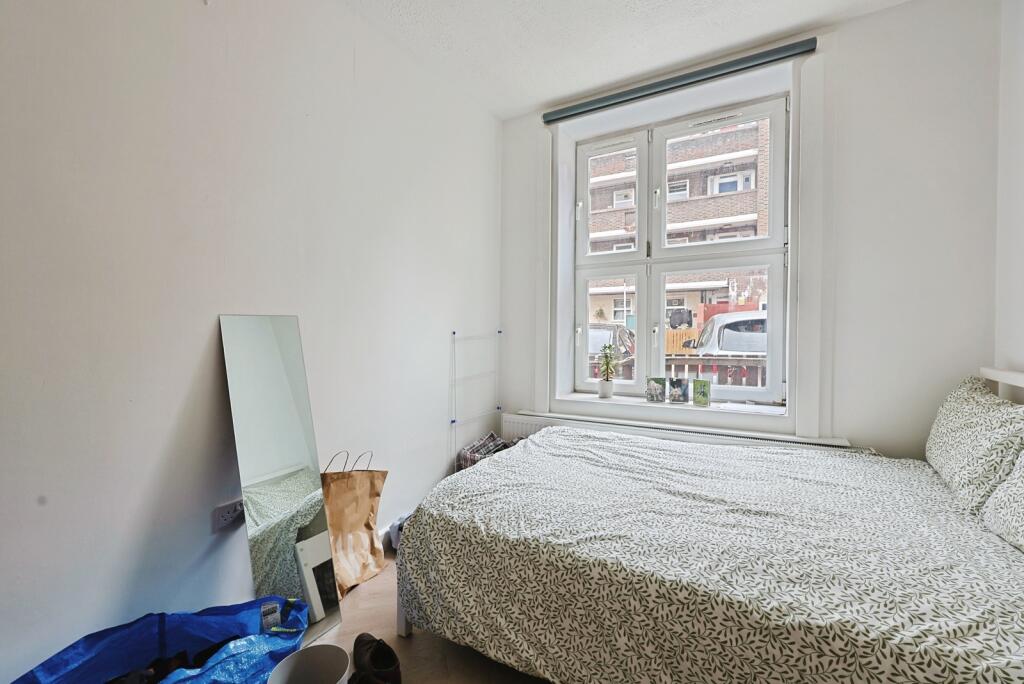 Apartment in London - View 5