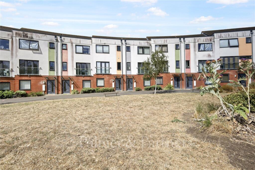 Main image of property: Jade Gardens, Colchester, Essex, CO4