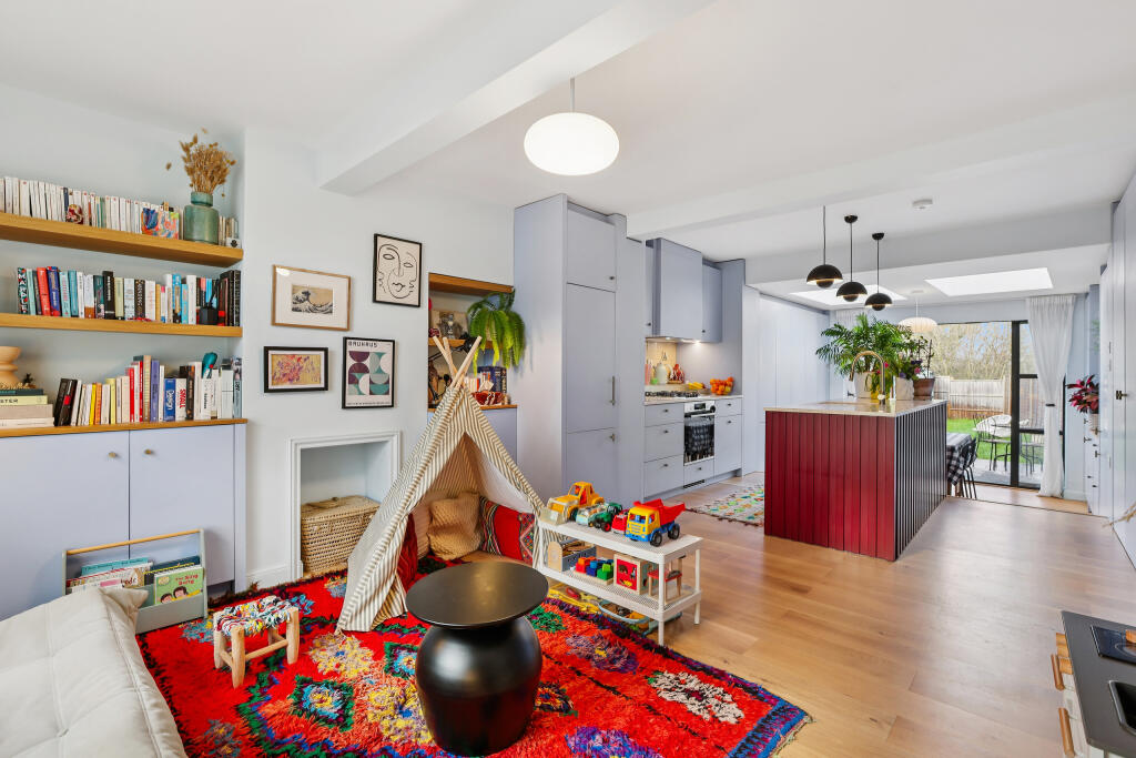 Main image of property: Hall Drive, Hanwell, London, W7