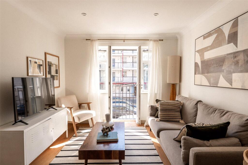 Main image of property: 446 Fulham Road, Fulham, SW6