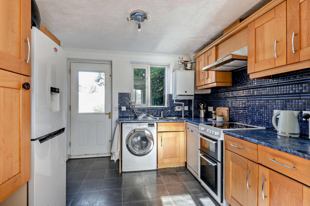 House in Ipswich - View 5