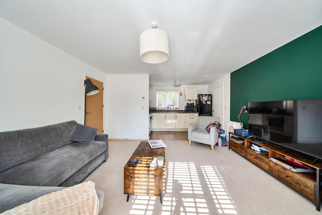 Apartment in Wells, Somerset - View 4