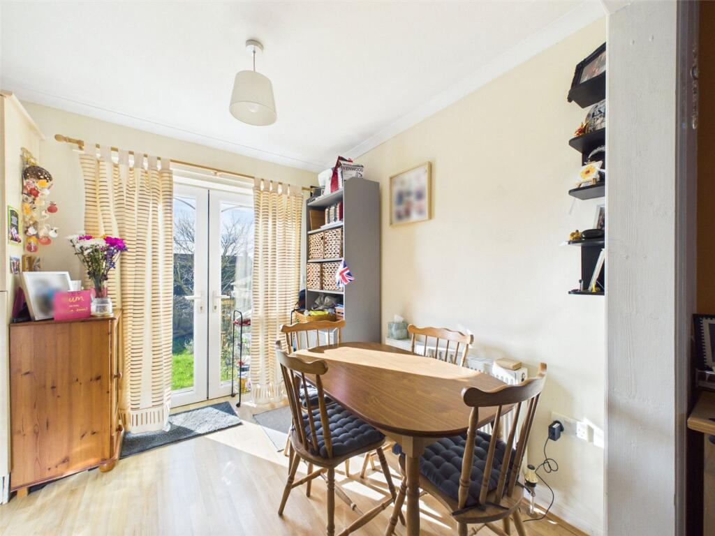 Harris Close, Kelly Bray, PL17 photo 4