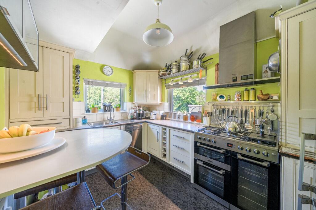 House in London - View 5