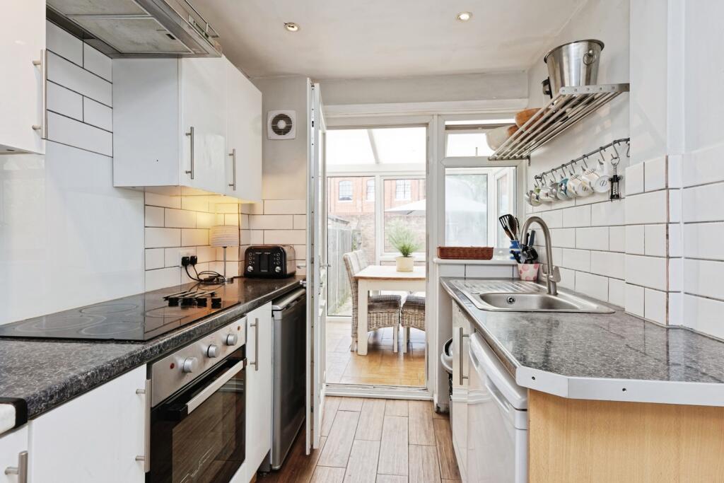 House in Canterbury - View 4