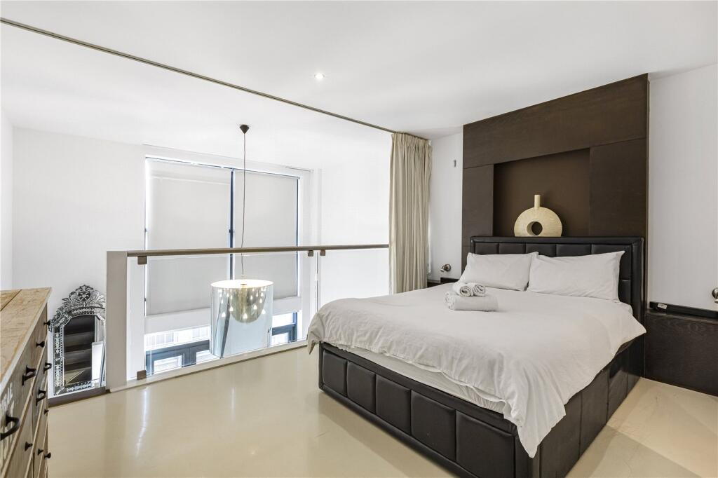 Apartment in London - View 4