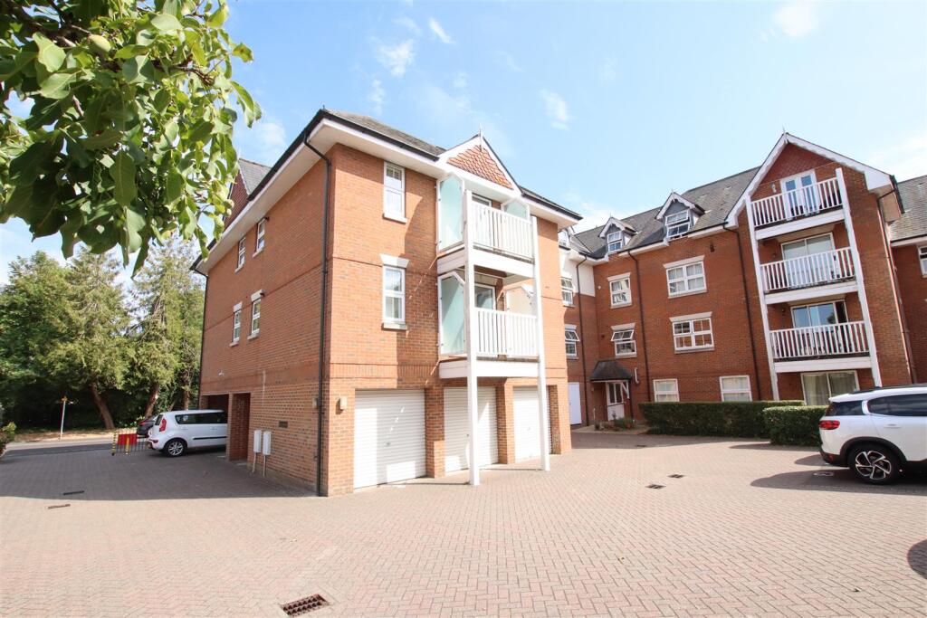 Main image of property: Romsey Road, Eastleigh