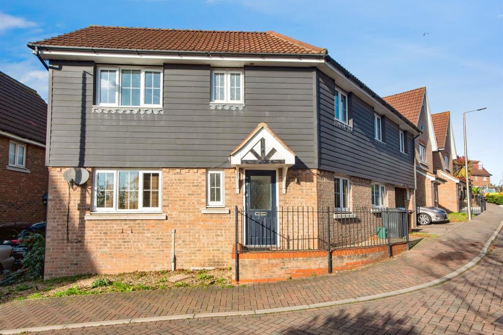 Main image of property: Weymouth Drive, Chafford Hundred, Grays