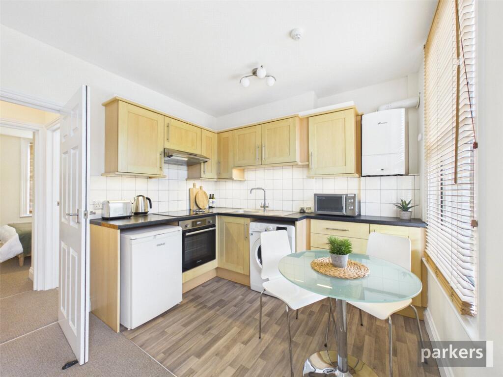 Apartment in Reading - View 5