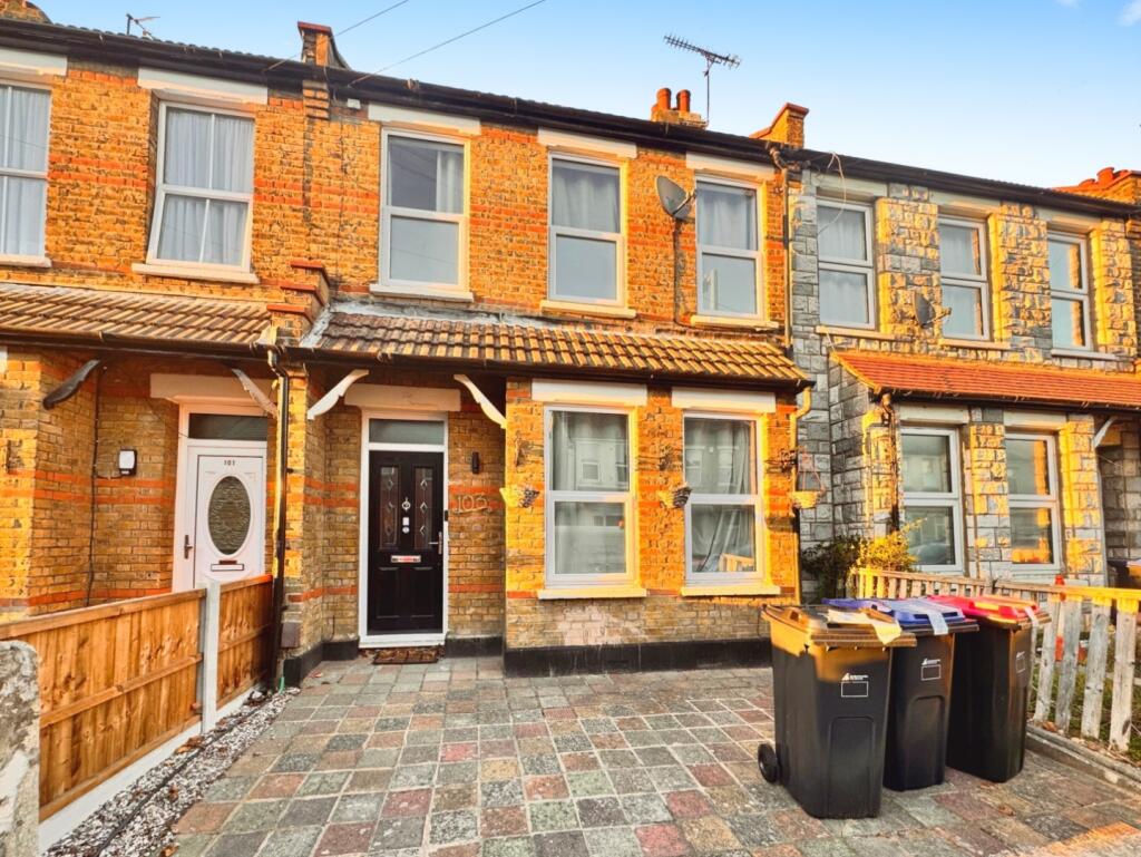 Main image of property: North Avenue, Southend-On-Sea