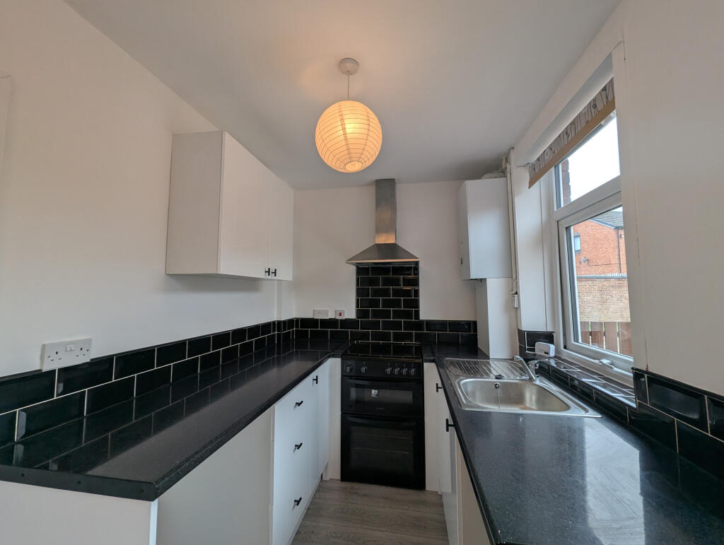 House in Wakefield - View 4