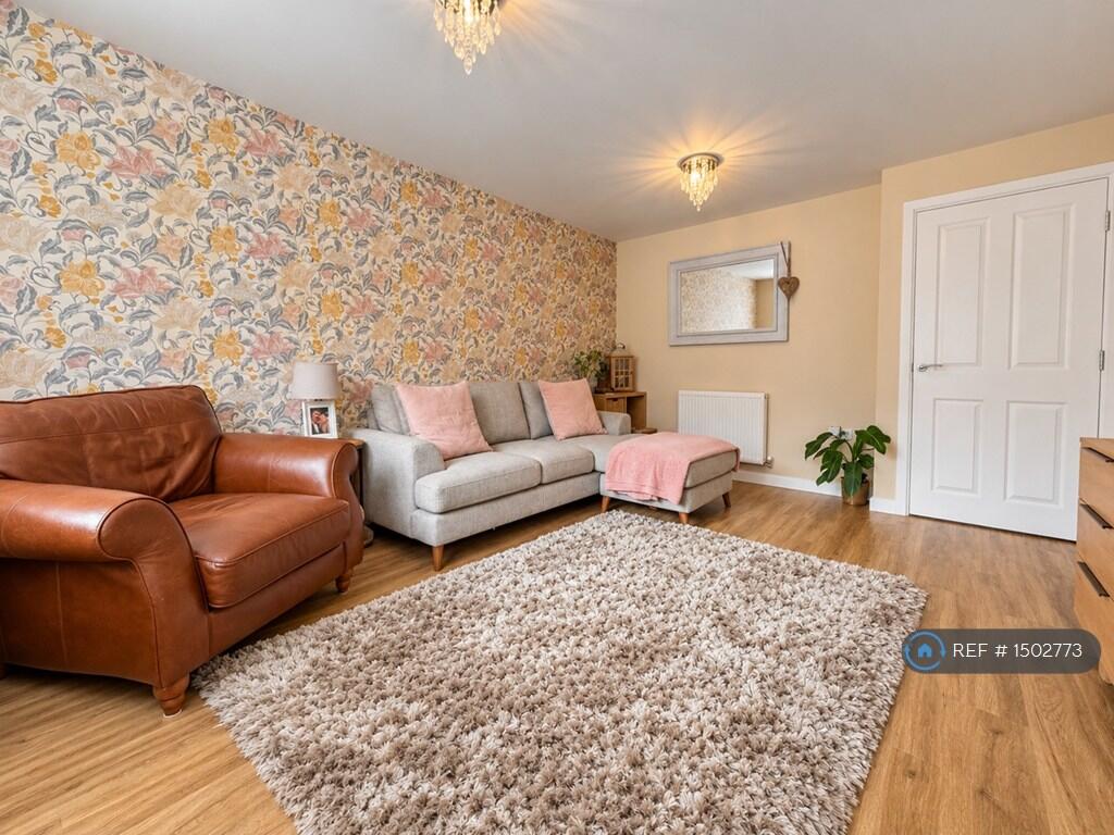 House in Tarporley - View 4