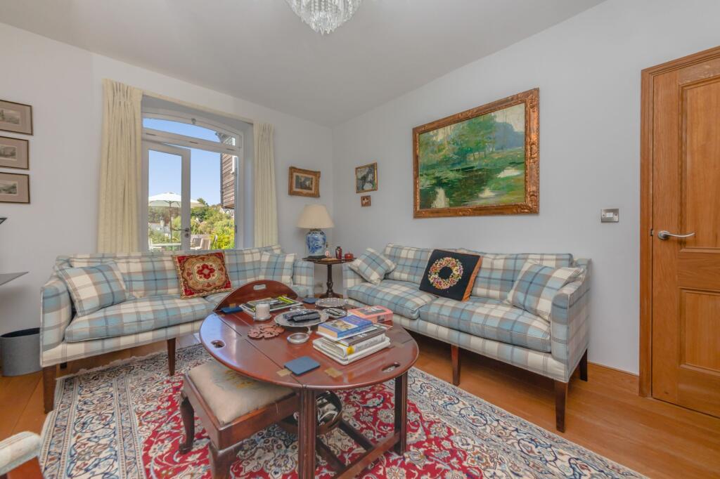 House in Brighton - View 5