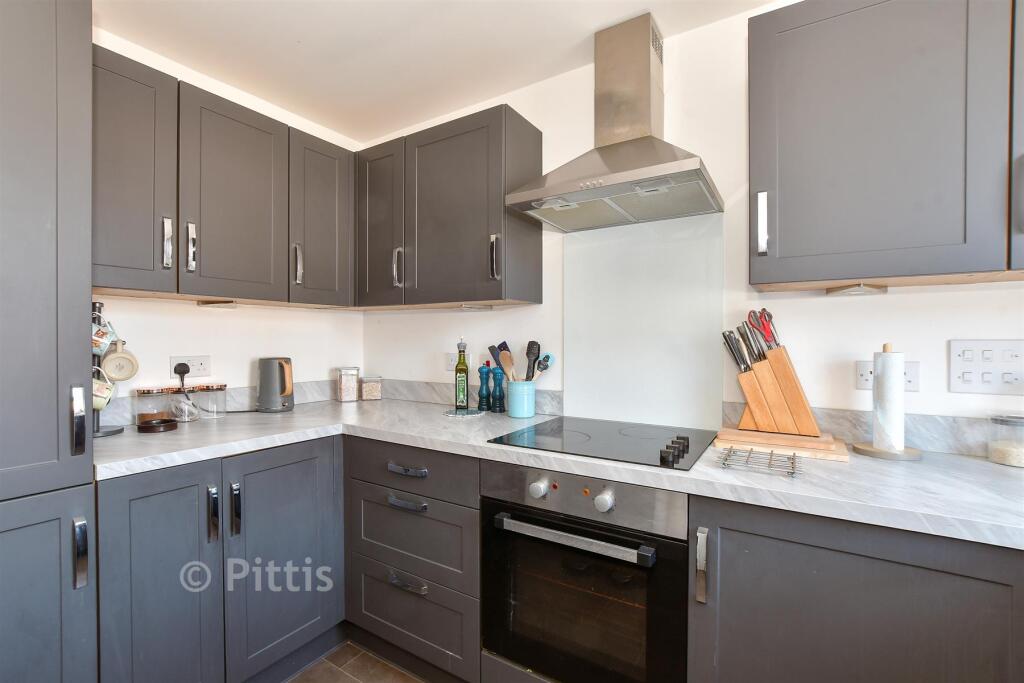 House in Newport, Pan Meadows - View 3