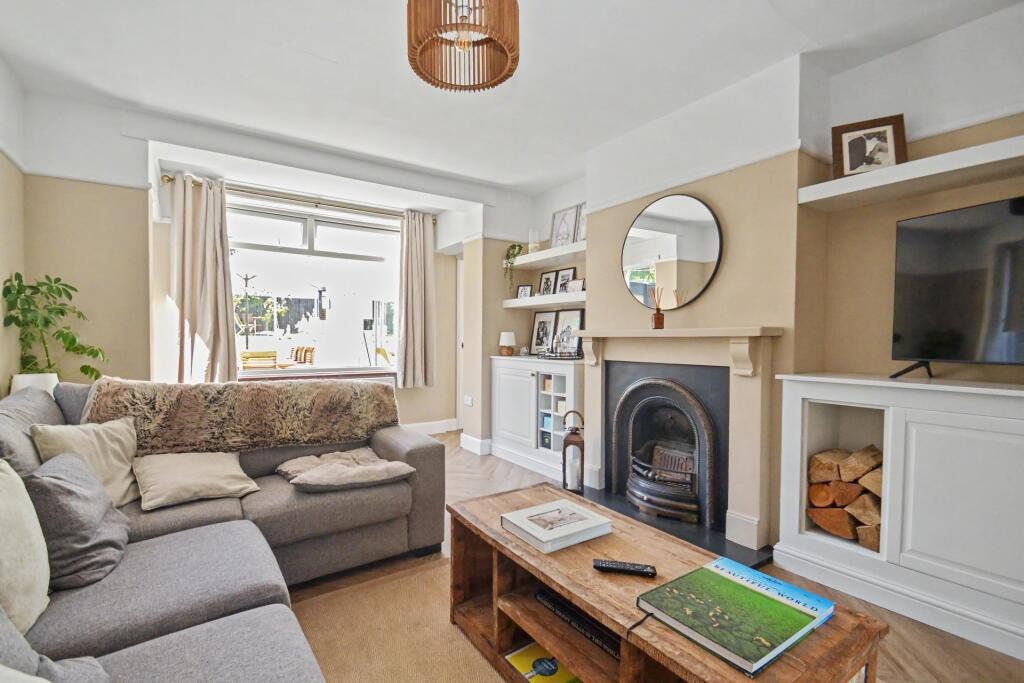 House in Bournemouth, Hillbourne, Broadstone - View 4