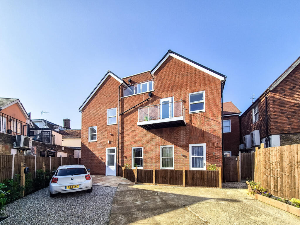 Main image of property: Station Road, Harlow, Essex, CM17