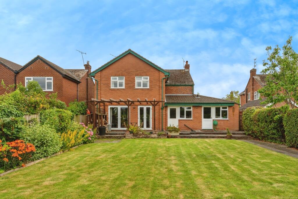 Boughton Hall Drive, Great Boughton, Chester photo 2