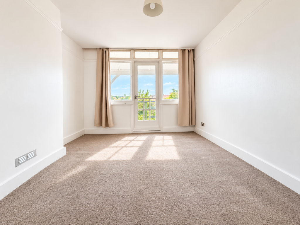 Apartment in Brighton - View 2