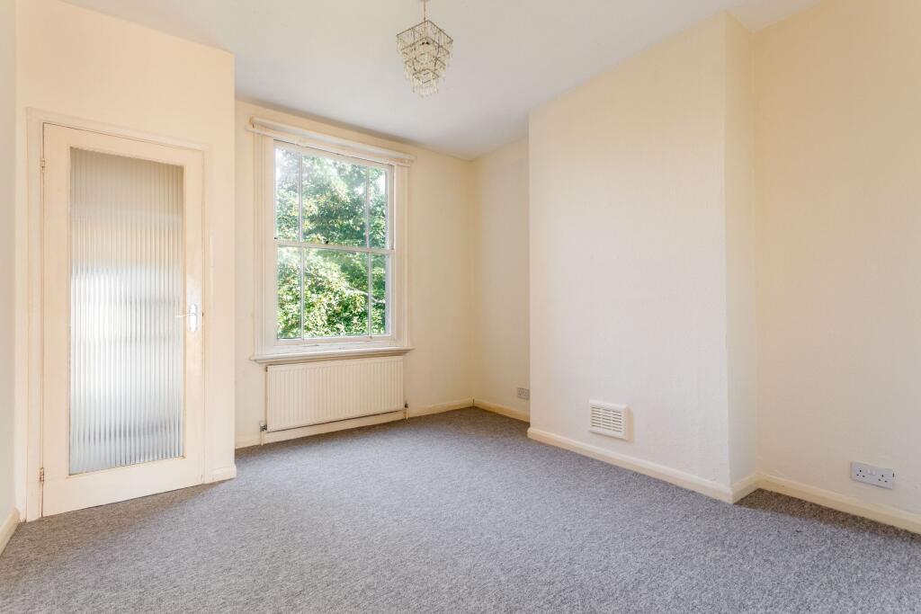 Apartment in Brighton - View 5