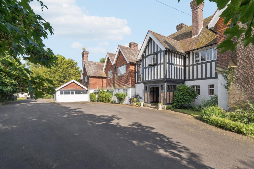 1 Monktonhead House, Monkton photo 2